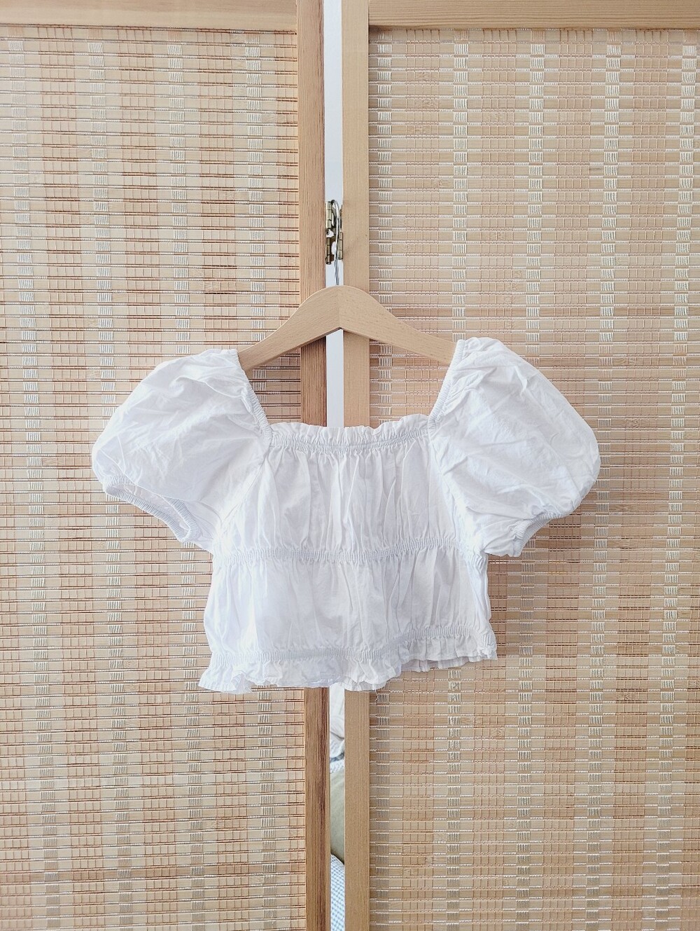 ZARA White Puff Sleeve Smocked Crop Top